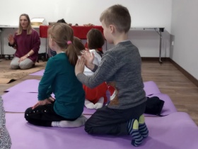 Artykuł: „Joga nie zabiera czasu, lecz go daje.” - Zdjęcie 43413