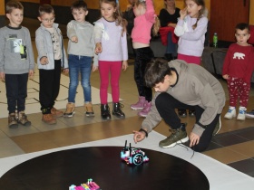 Artykuł: Spotkanie z przedszkolakami – magia robotyki w naszej szkole! - Zdjęcie 55725