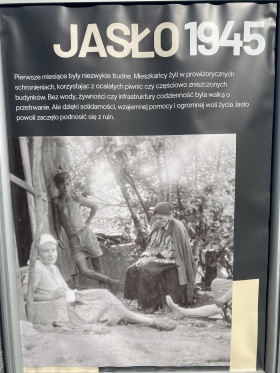 Artykuł: Wystawa „Jasło 1945 – od ruin do życia” - Zdjęcie 57751