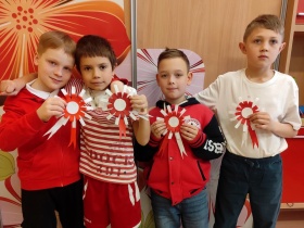 Artykuł: Majowe święta narodowe – wyraz patriotyzmu i dumy z Polski - Zdjęcie 582611