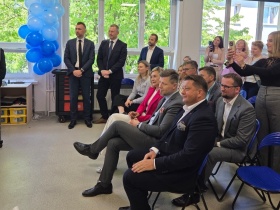 Artykuł: Nowoczesna edukacja w SP1 – otwarcie pracowni robotycznej!  - Zdjęcie 58861