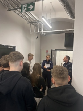 Artykuł: Klasa 8a na podsumowaniu projektu „Moc jasielskiej społeczności” - Zdjęcie 63383