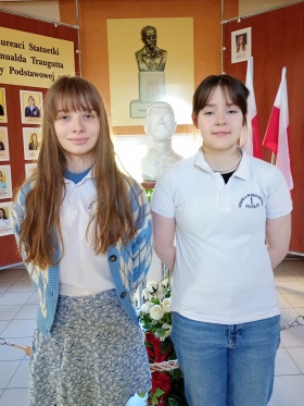 Artykuł: Sukces naszych uczennic w Międzynarodowym Konkursie „Imagine UK” - Zdjęcie 66561