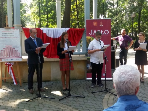 Artykuł: Narodowe Czytanie z udziałem naszych uczniów - Zdjęcie 11233