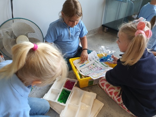 Artykuł: Dzieci pokochały zestawy LEGO® Education SPIKE™ Essential do nauki robotyki! - Zdjęcie 28125