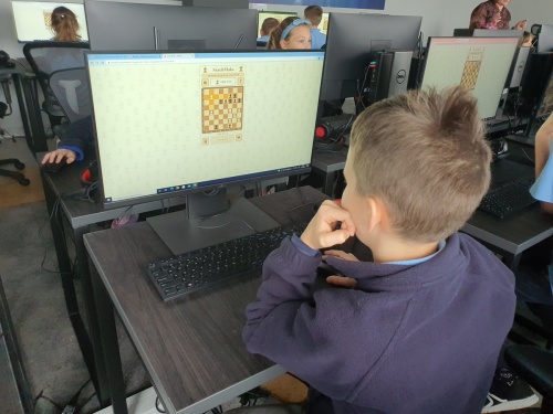 Artykuł: Pora na Twój ruch czyli konkurs internetowo - szachowy 