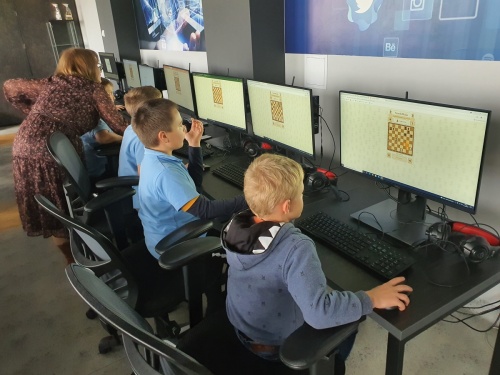Artykuł: Pora na Twój ruch czyli konkurs internetowo - szachowy 