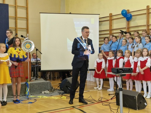 Artykuł: Wspaniała gala wręczenia Orderu Uśmiechu prof.K.Myśliwcowi za nami! - Zdjęcie 37671