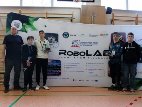 Artykuł: SP1 z udanym debiutem na ogólnopolskim konkursie robotyki  GG Robot 2025 - Zdjęcie 57987