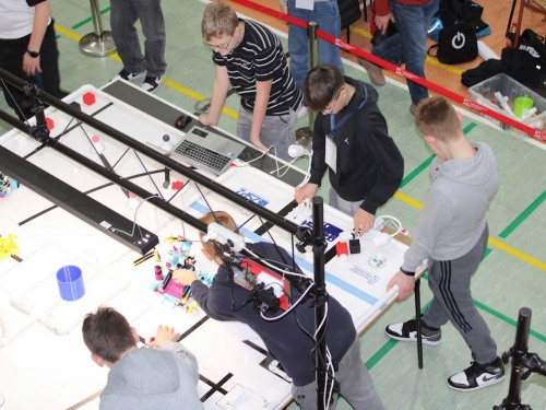 Artykuł: SP1 z udanym debiutem na ogólnopolskim konkursie robotyki  GG Robot 2025 - Zdjęcie 57983
