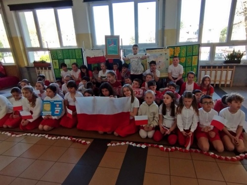 Artykuł: III Międzynarodowy Dzień Książki dla Dzieci z EUROPE DIRECT Rzeszów. Przystanek – Polska! - Zdjęcie 58093