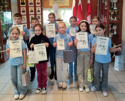 Artykuł: Mistrzowie pięknego pisania wyłonieni - Zdjęcie 60311