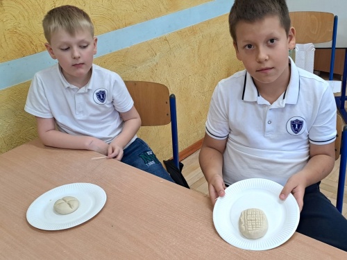 Artykuł: Chleb, sól i Ojczyzna – tradycja, która łączy pokolenia! - Zdjęcie 62323