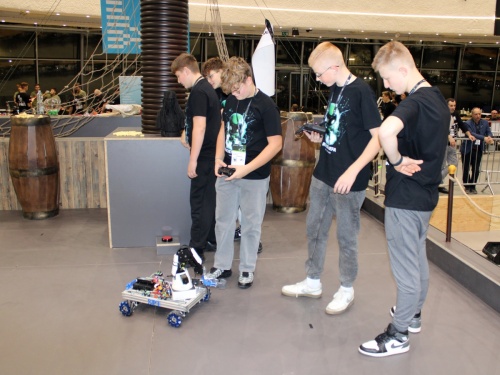 Artykuł: Ogromny sukces drużyny RoboSTREFA SP 1! - Zdjęcie 62624
