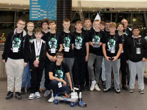 Artykuł: Ogromny sukces drużyny RoboSTREFA SP 1! - Zdjęcie 62644