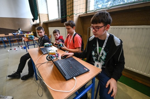 Artykuł: Roboty w akcji, a nasi uczniowie na podium! - Zdjęcie 63204