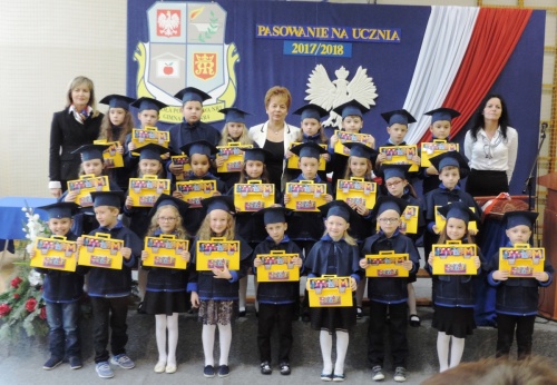 Artykuł: Uroczystym ślubowaniem uczniowie uczcili Święto Odzyskania Niepodległości - Zdjęcie 6541