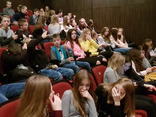 Artykuł: Z wizytą w teatrze  - Zdjęcie 7511
